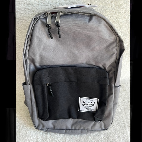 Herschel Classic Backpack XL Gray Grey Black School Backpack Laptop Bag Travel - Picture 2 of 6